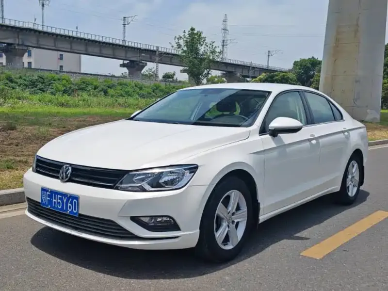 Volkswagen Lamando, 2015