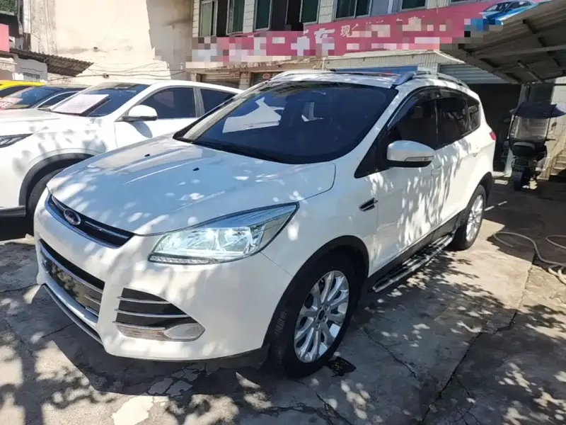 Ford Kuga, 2016