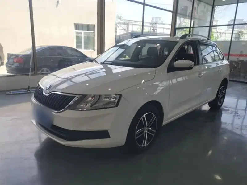 Skoda Rapid Spaceback, 2020