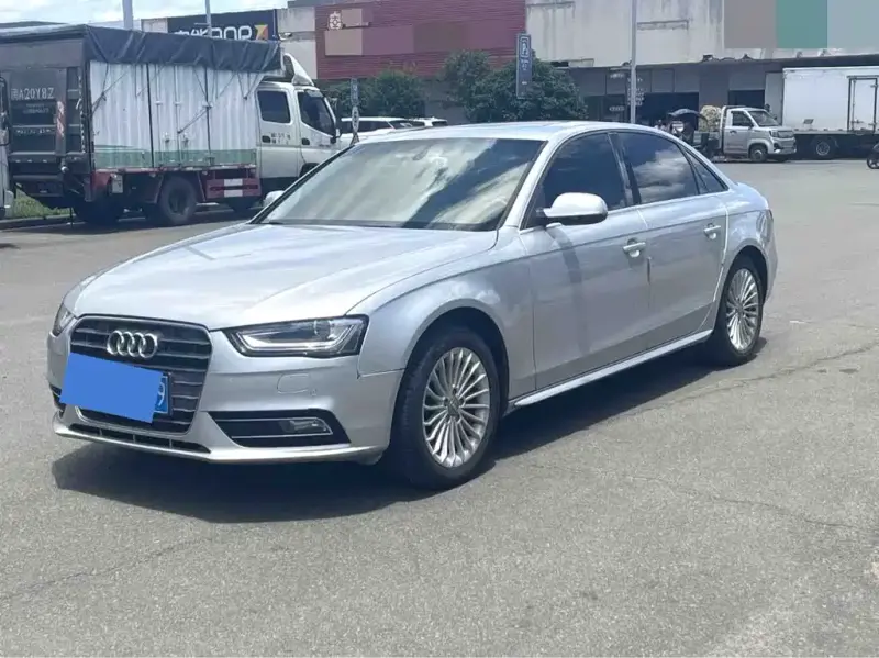 Audi A4L, 2014
