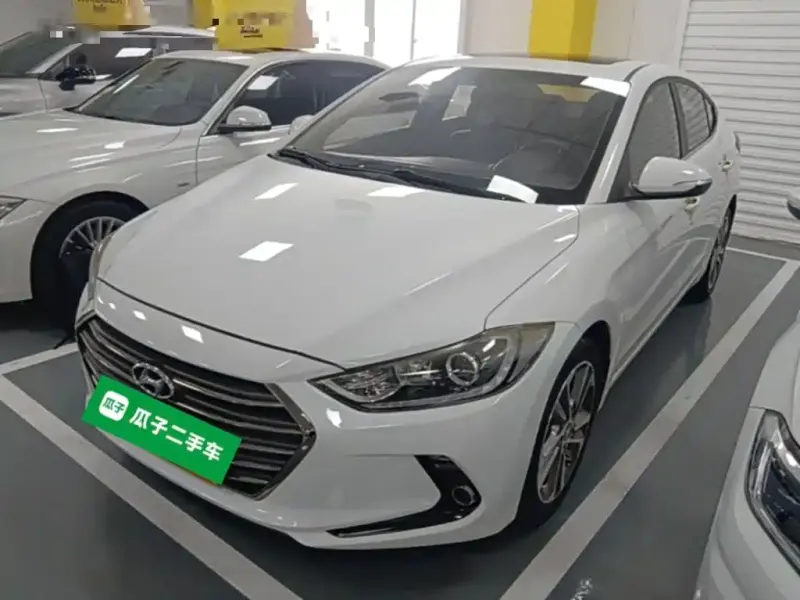 Hyundai Elantra, 2018