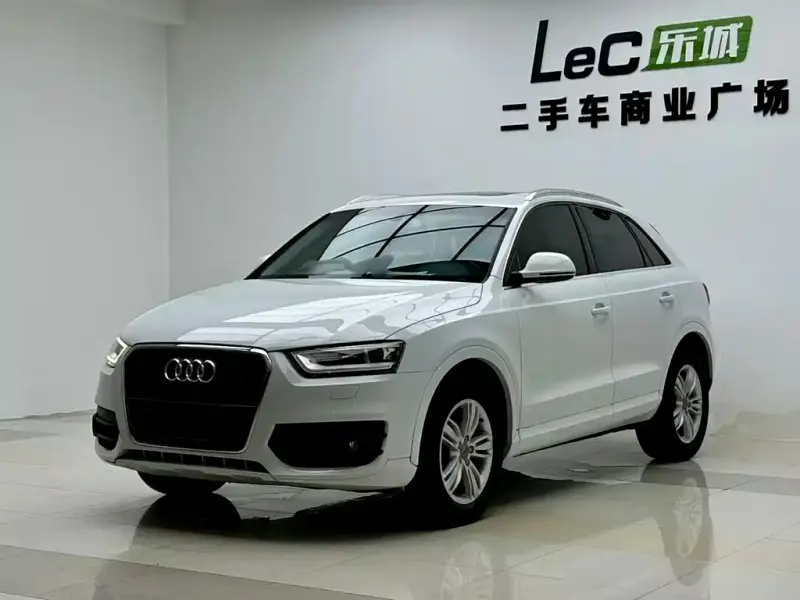 Audi Q3, 2015