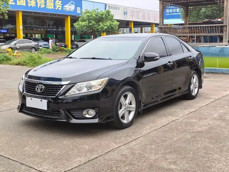 Toyota Camry, 2014