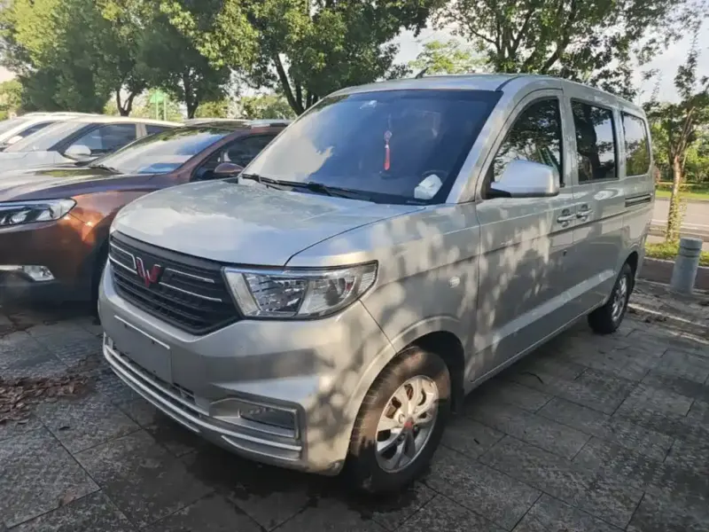 Wuling Hongguang V, 2024