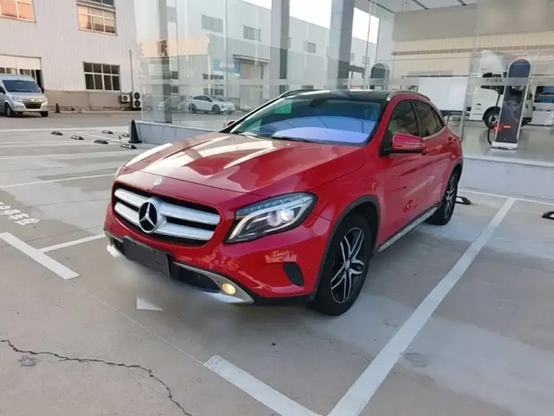 Mercedes-Benz GLA, 2016