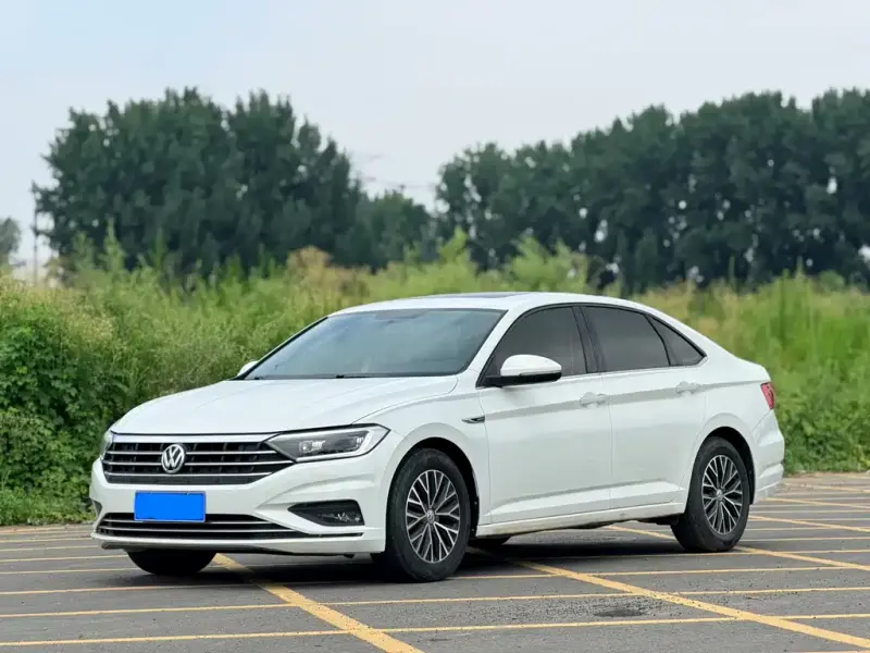 Volkswagen Sagitar, 2020