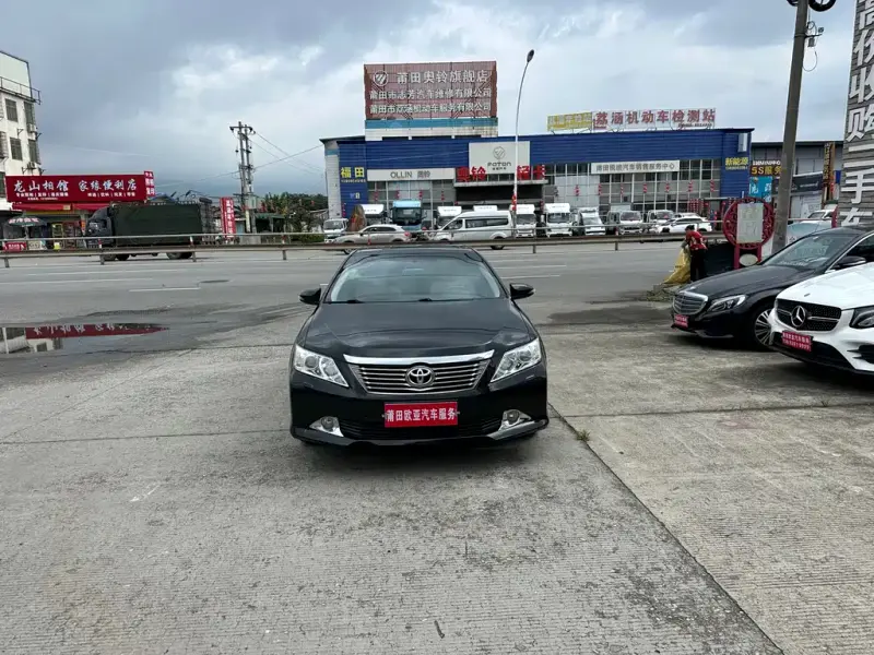 Toyota Camry, 2014