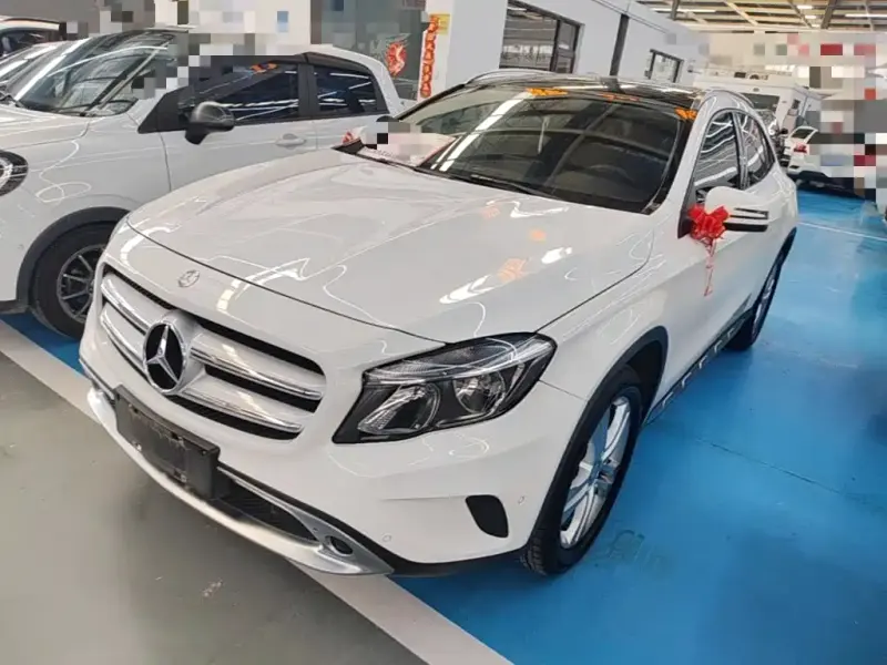 Mercedes-Benz GLA, 2016