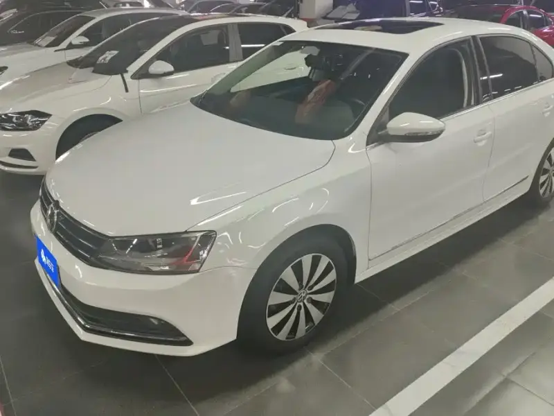 Volkswagen Sagitar, 2017