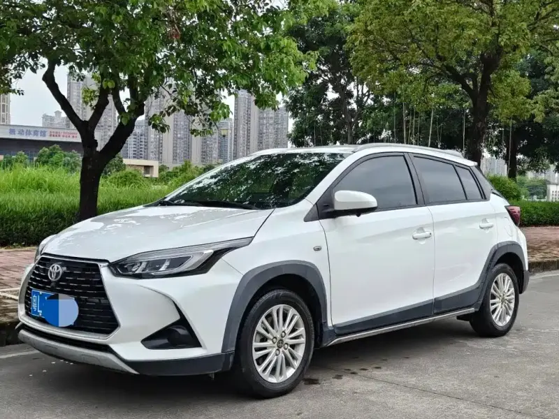 Toyota Yaris L, 2023