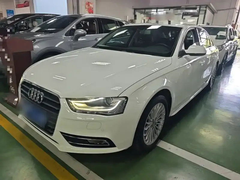 Audi A4L, 2014