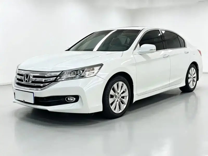 Honda Accord, 2015