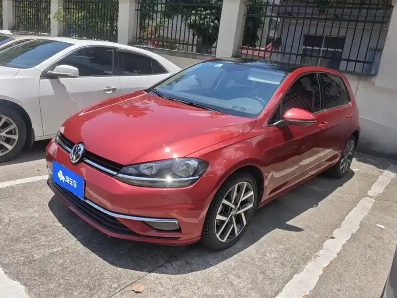 Volkswagen Golf, 2020