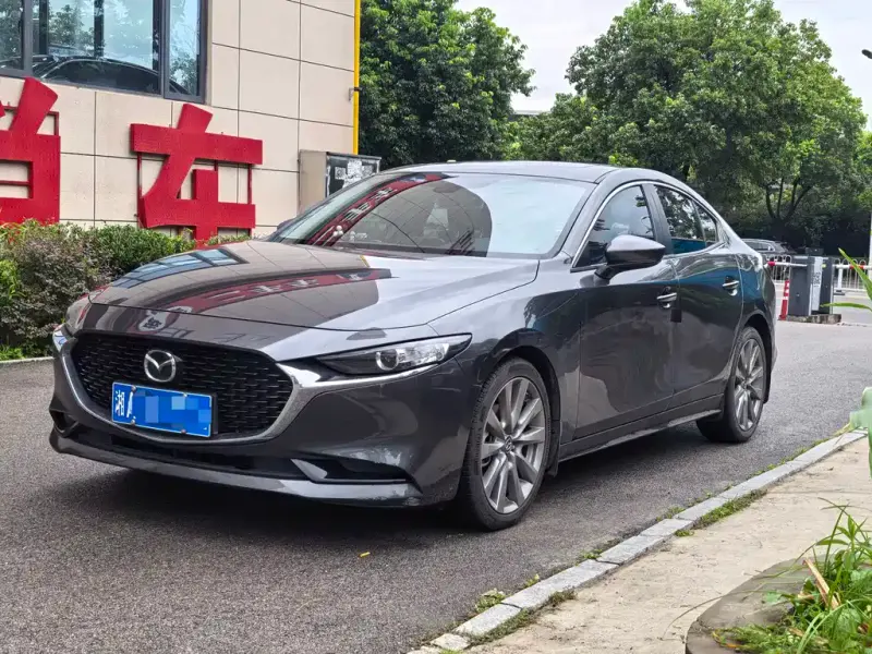 Mazda 3 Axela, 2021