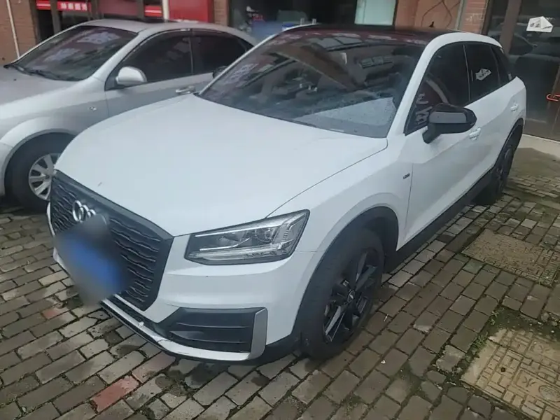 Audi Q2L, 2020