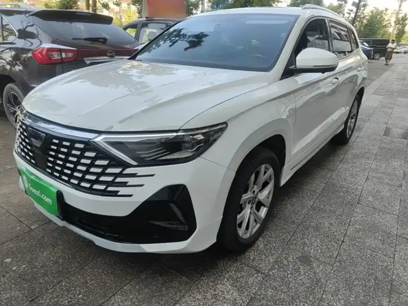 Jetta VS7, 2024