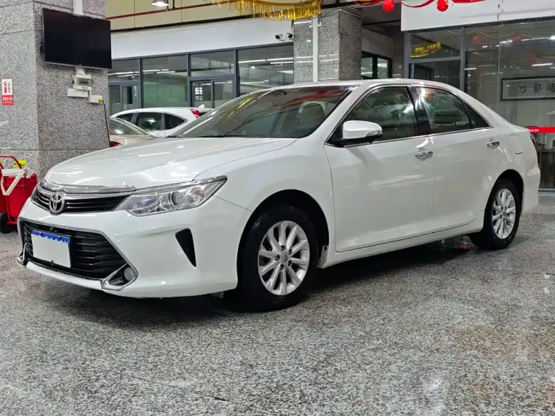 Toyota Camry, 2017
