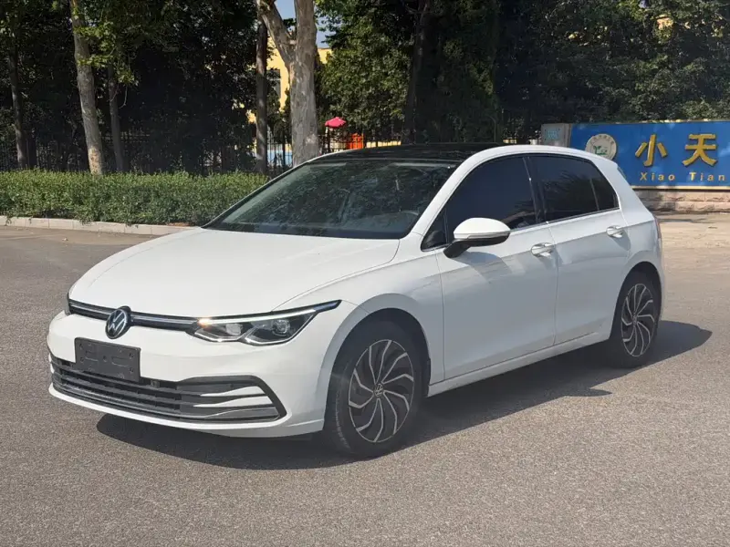 Volkswagen Golf, 2021