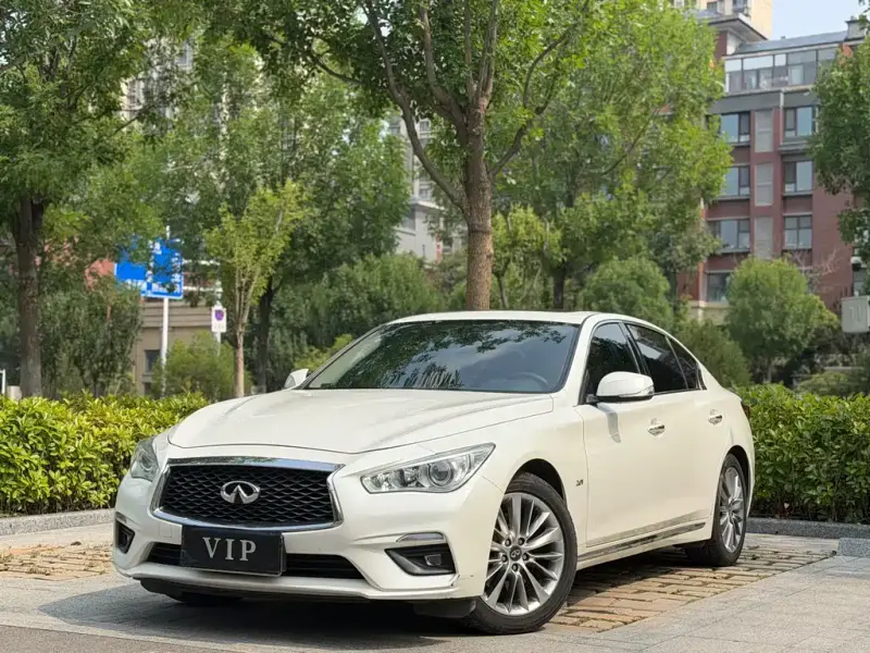Infiniti Q50L, 2020