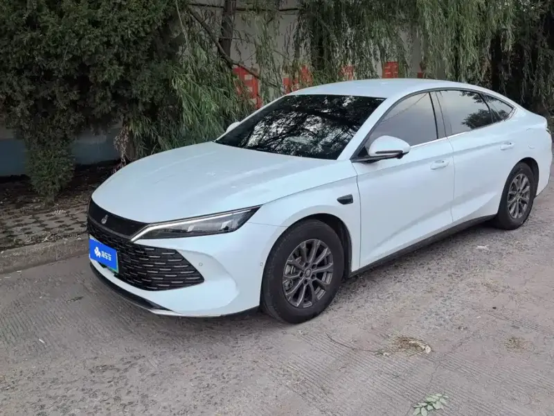 BYD Qin L, 2025