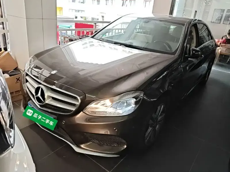 Mercedes-Benz E-Class, 2015