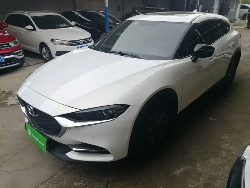 Mazda CX-4, 2021
