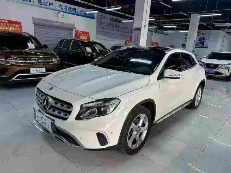 Mercedes-Benz GLA, 2017