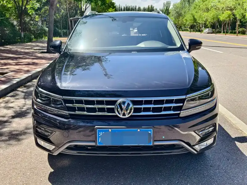 Volkswagen Tiguan L, 2018