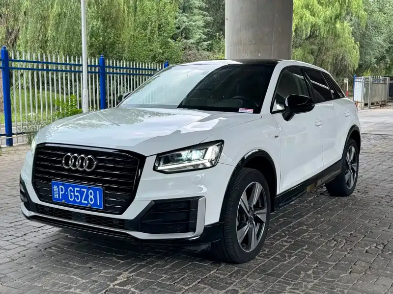 Audi Q2L, 2020