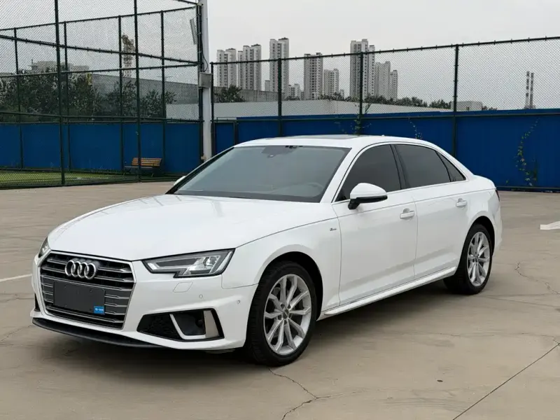 Audi A4L, 2020