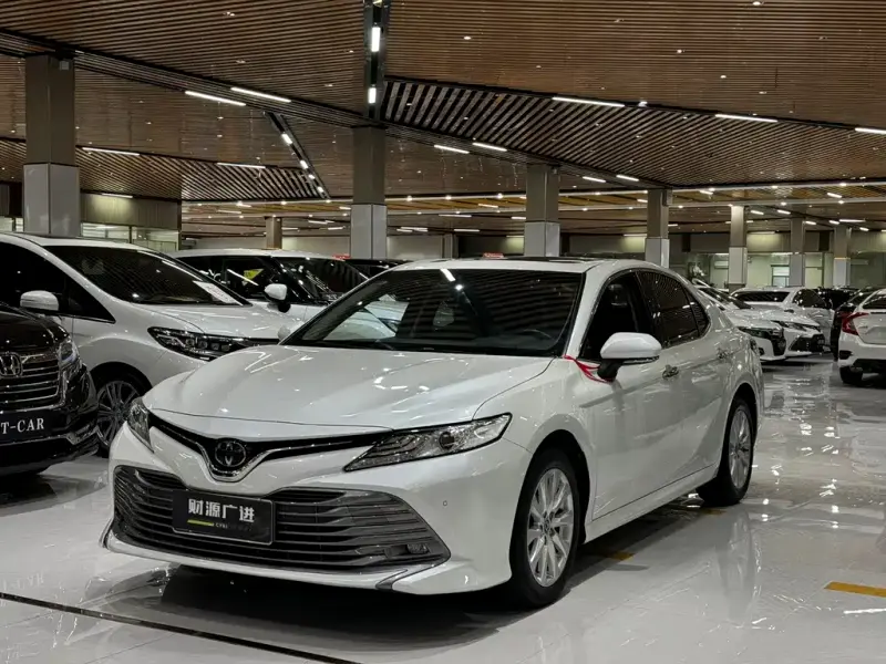 Toyota Camry, 2018