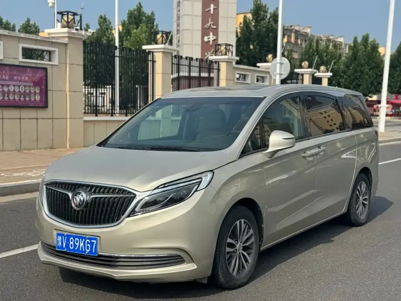 Buick GL8, 2017