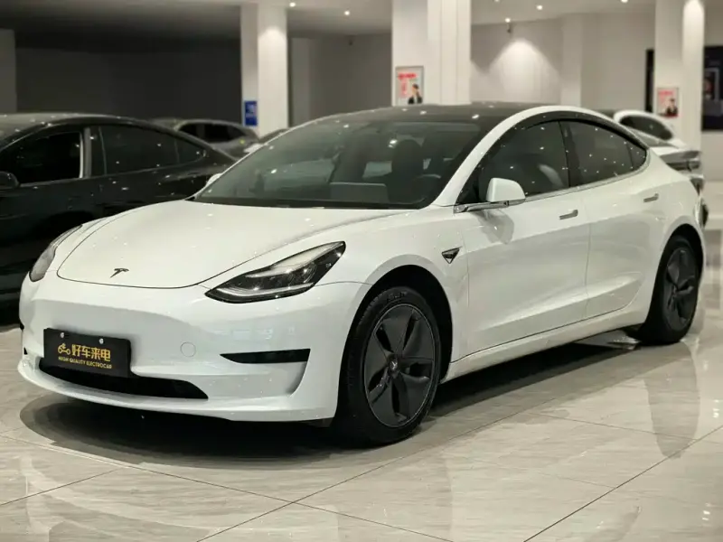 Tesla Model 3, 2020