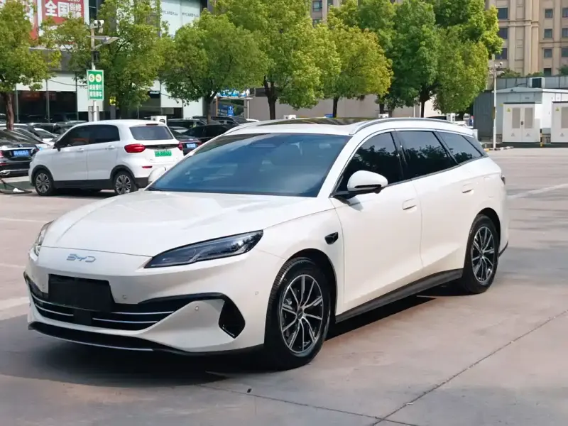 BYD 06 DM-i, 2025