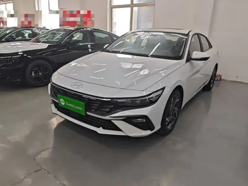 Hyundai Elantra, 2026