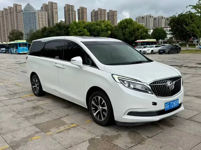 Buick GL8, 2018