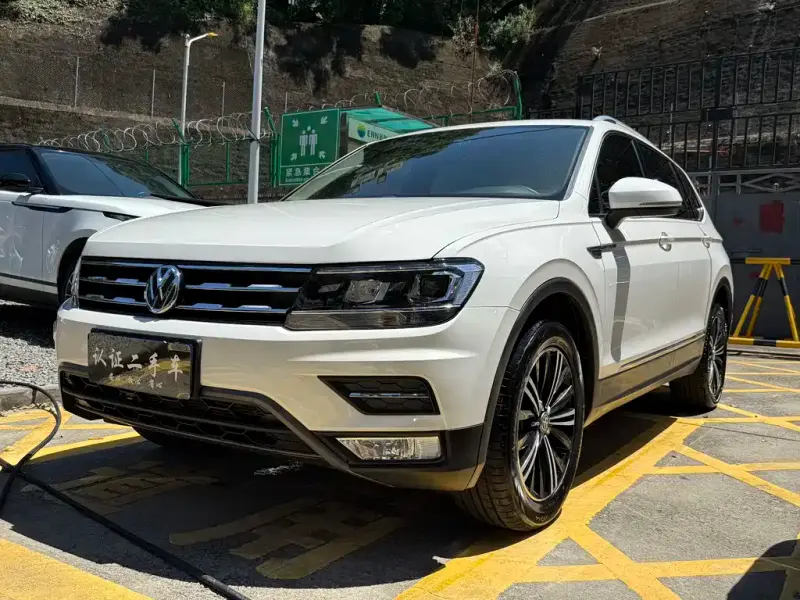 Volkswagen Tiguan L, 2020