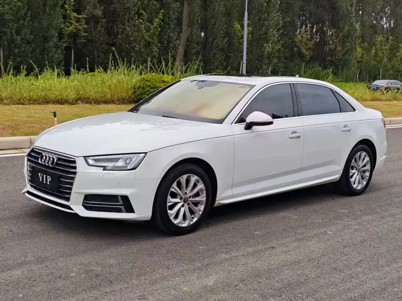 Audi A4L, 2019