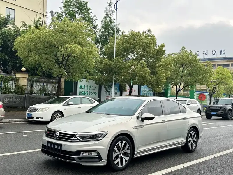 Volkswagen Magotan, 2020