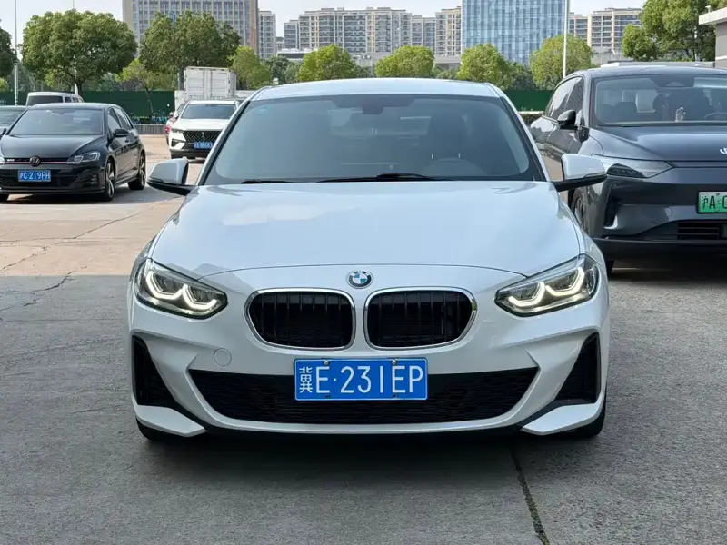 BMW 1 Series, 2021