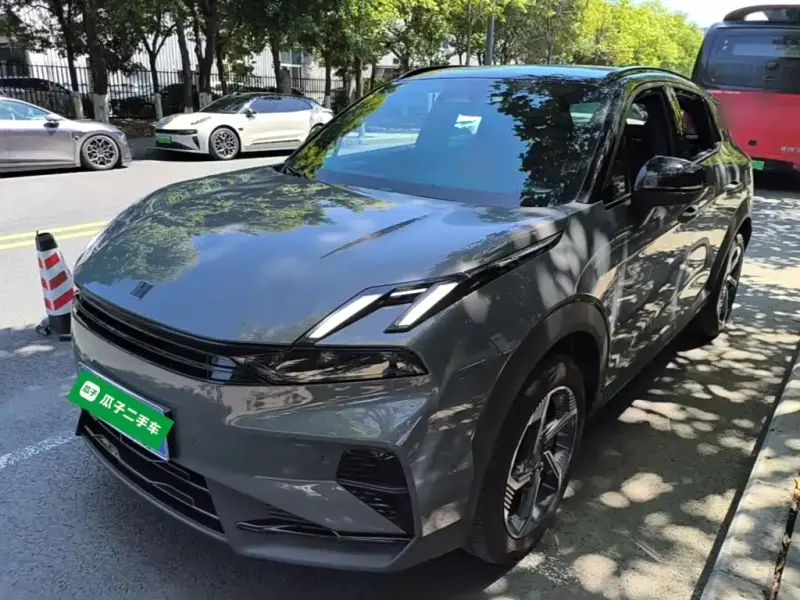 Lynk & Co 06, 2025