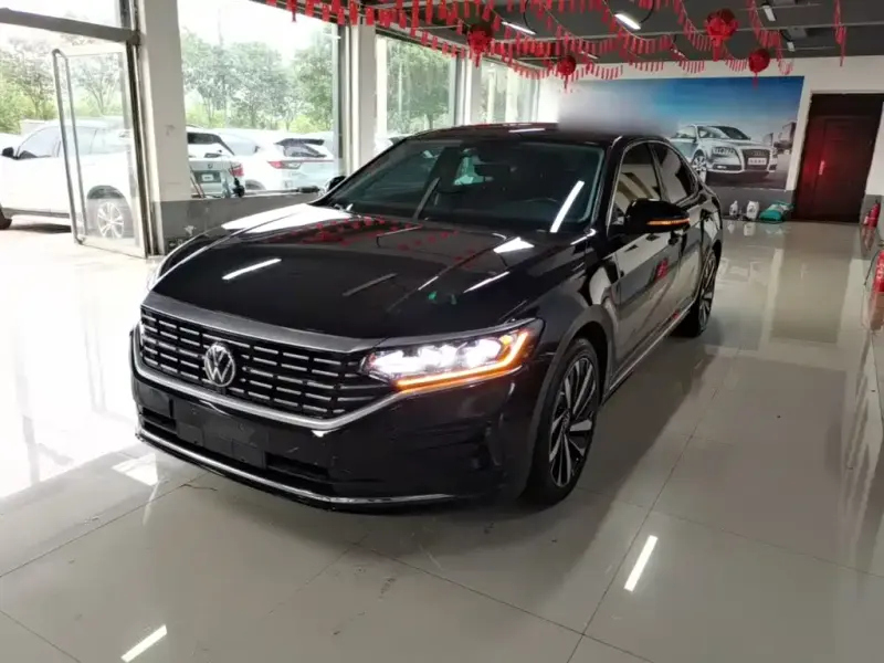 Volkswagen Passat, 2022
