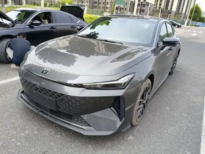 Changan UNI-V iDD, 2026