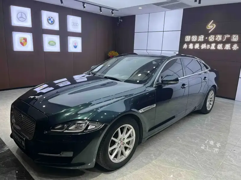 Jaguar XJ, 2017