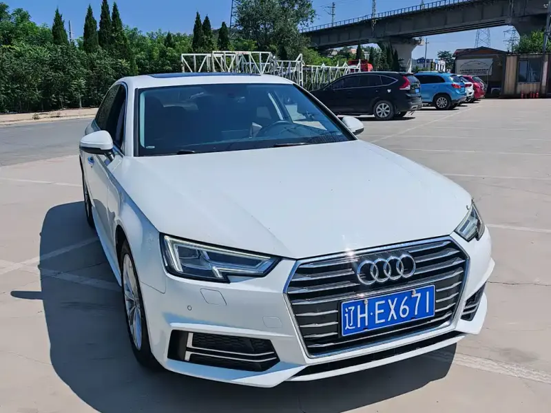 Audi A4L, 2019