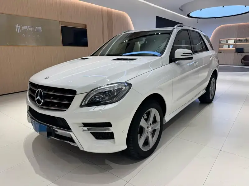 Mercedes-Benz M-Class, 2015