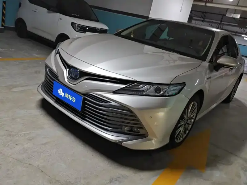 Toyota Camry, 2019