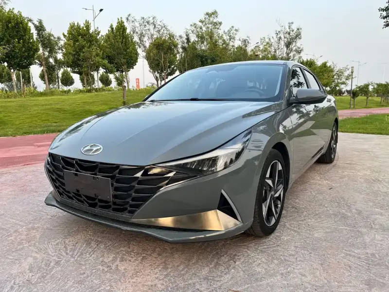 Hyundai Elantra, 2023