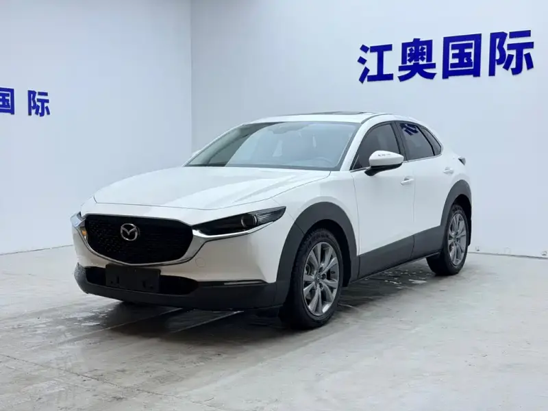 Mazda CX-30, 2022