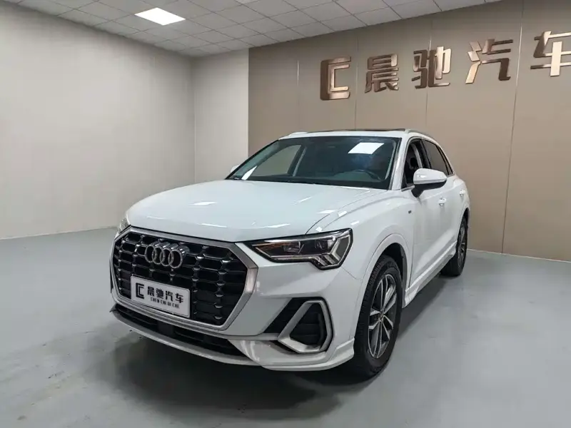 Audi Q3, 2021